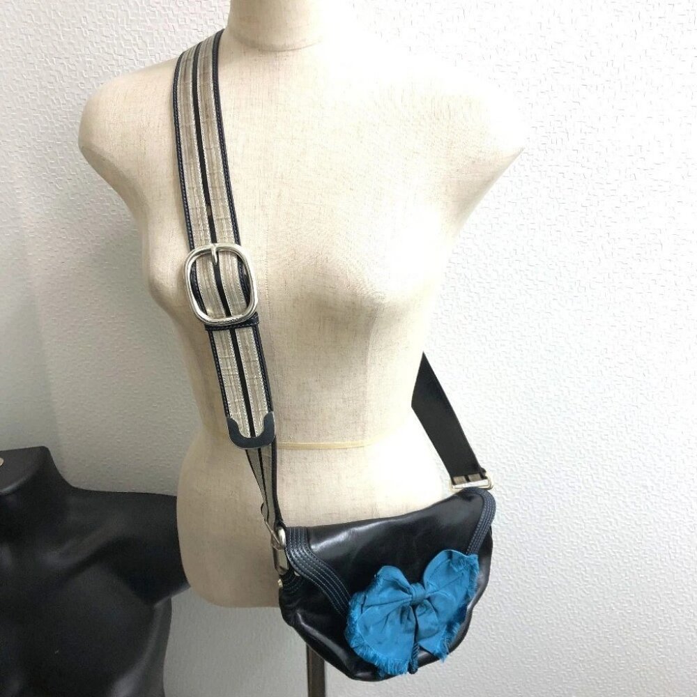 CELINE 115/130 ribbon Crossbody Bag Shoulder Bag Leather Black/SilverHardware - Picture 9 of 15
